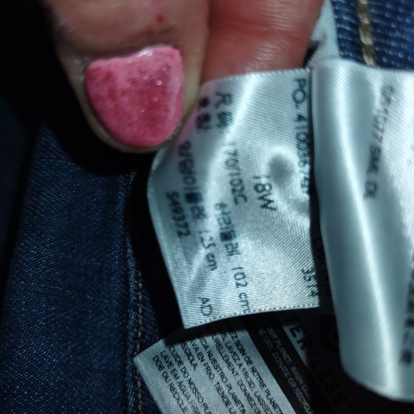 Levi's bedazzled jean skirt - Picture 9 of 9